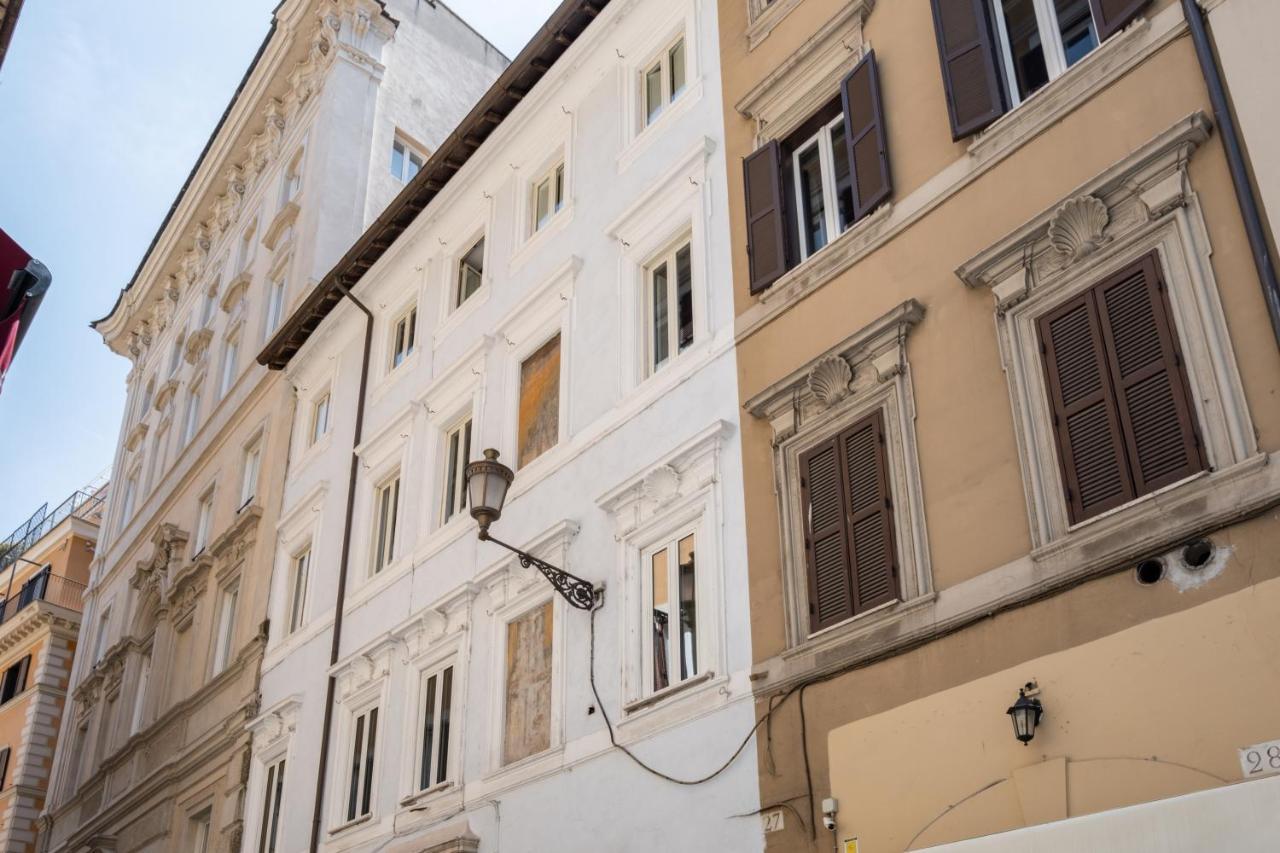19 Steps Trevi Rome Bagian luar foto