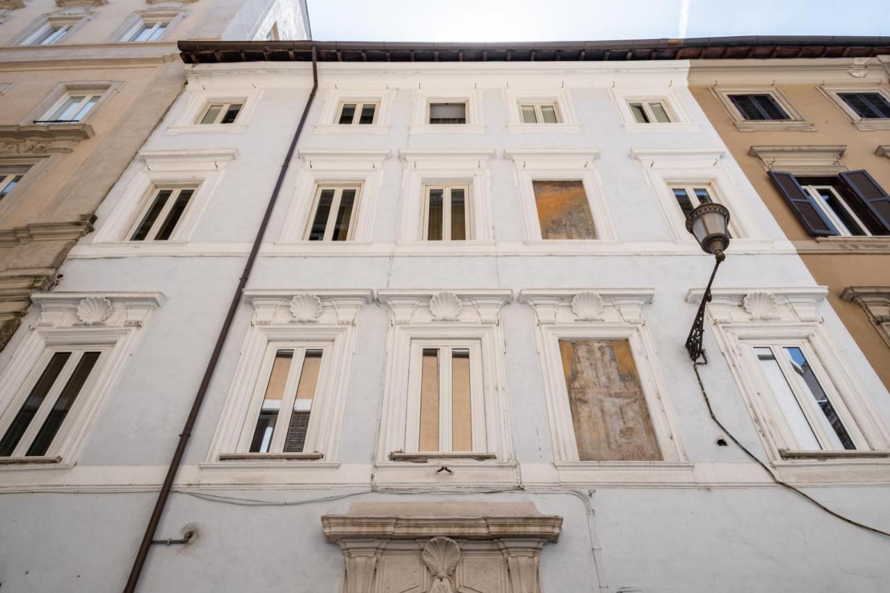 19 Steps Trevi Rome Bagian luar foto